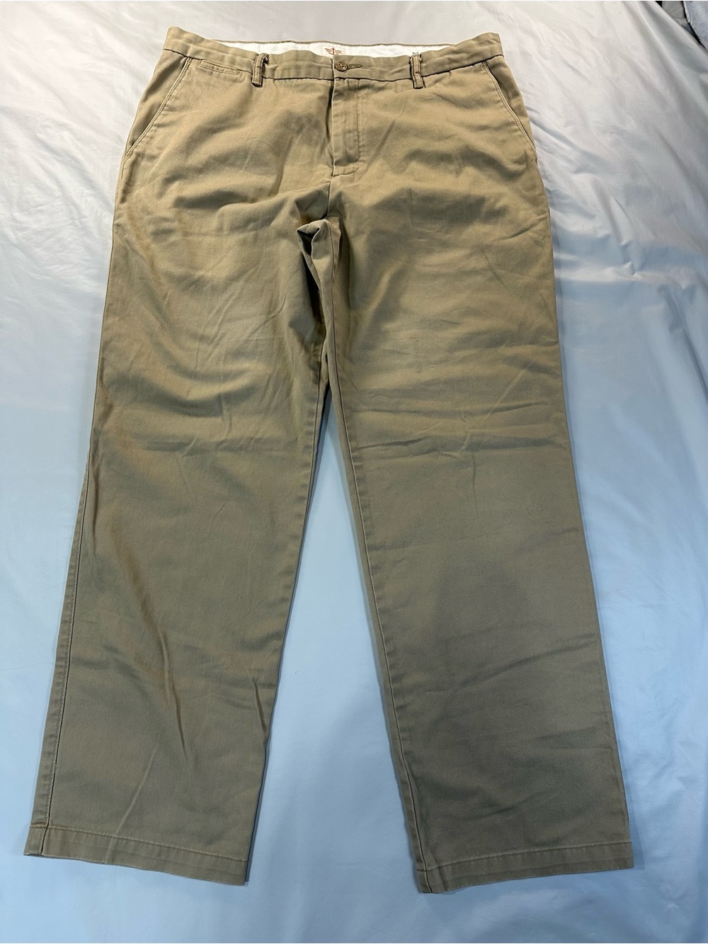 Dockers Men's Straight Leg 38x34 Chino Pants in Tan